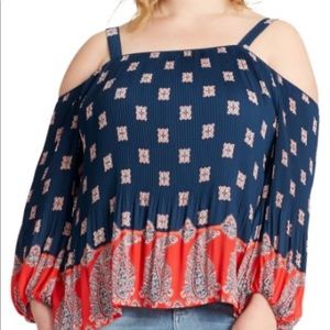 Jessica Simpson Anita ambrosia cold shoulder top